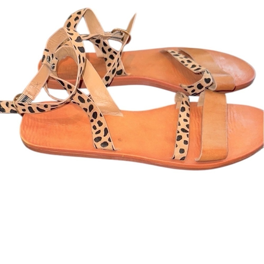 Leopard Print Strappy Sandals size 8